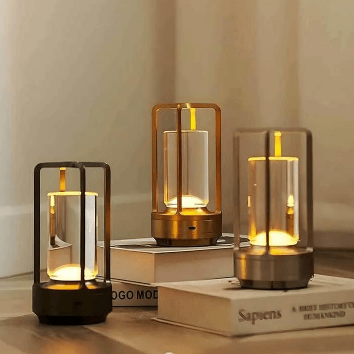 1+1 GRATIS | CrystalAura⹠| Lysande TrÄdlös Bordslampa - Aurora Stockholm