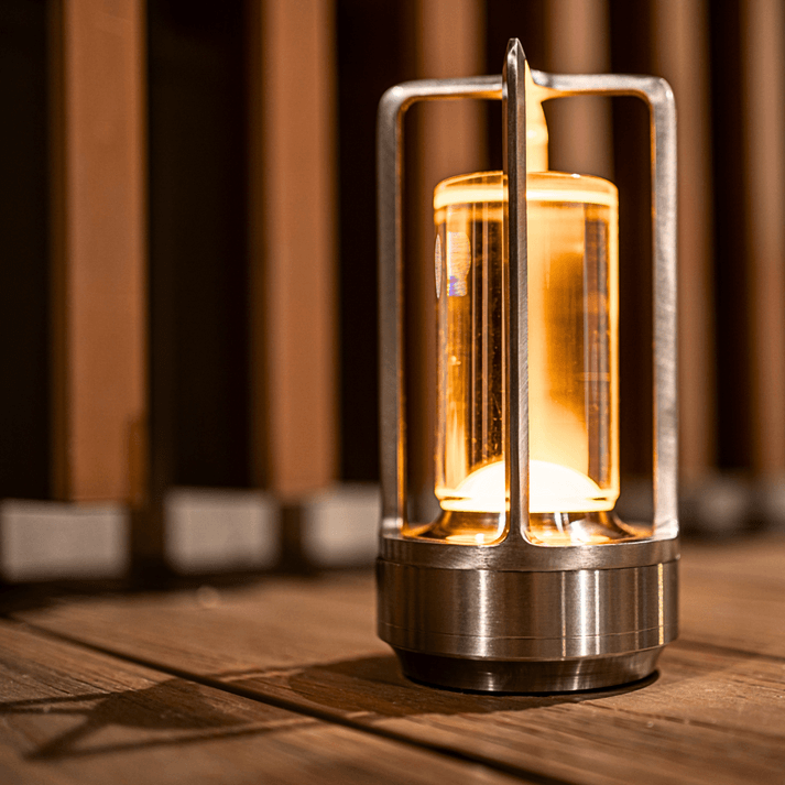 1+1 GRATIS | CrystalAura⹠| Lysande TrÄdlös Bordslampa - Aurora Stockholm