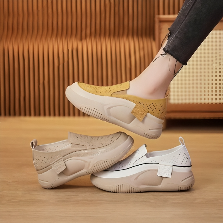 ComfyKicks⹠| BekvÀma ortopediska mockasiner för damer