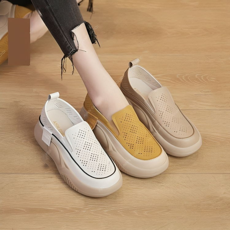 ComfyKicks⹠| BekvÀma ortopediska mockasiner för damer