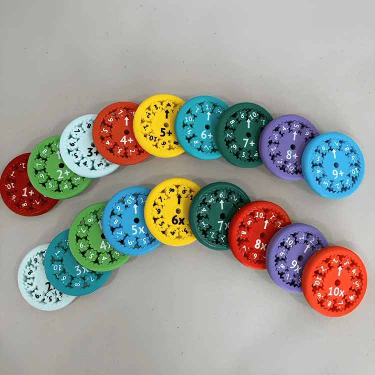 TILLFĂLLIGT 50% RABATT | MathWizâą | Matematik Fidget Spinner Leksak - Aurora Stockholm