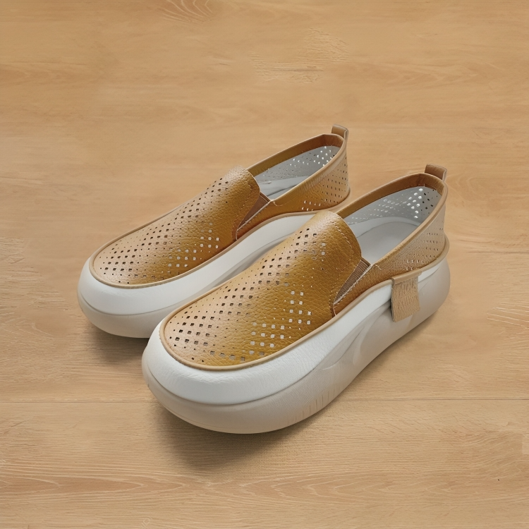 ComfyKicks⹠| BekvÀma ortopediska mockasiner för damer