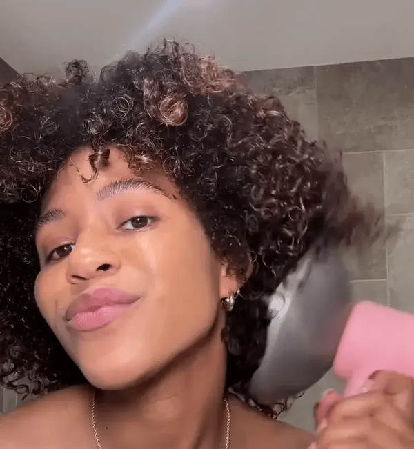 TILLFÄLLIGT 50% OFF  CurlBreeze™
