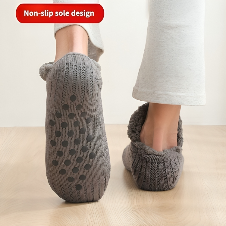 1 + 2 GRATIS IDAG | FluffStep™ | Håller fötterna varma på kalla inomhusytor!